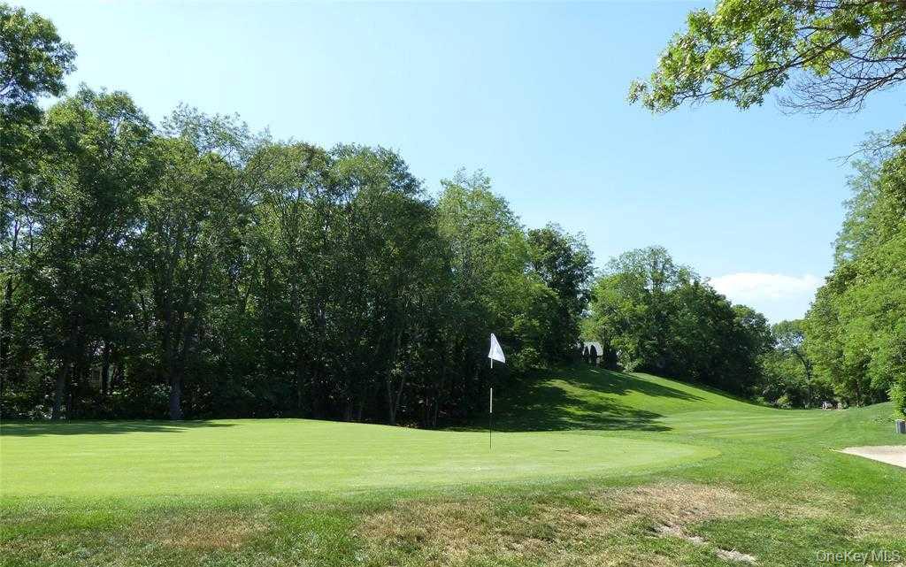 924 Skyline Drive – For Sale photo 17