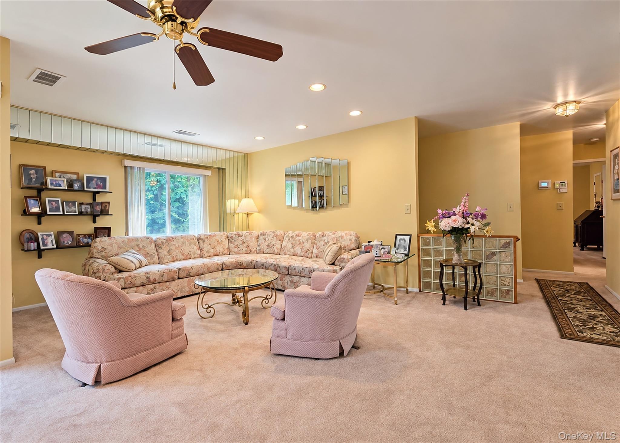 924 Skyline Drive – For Sale photo 6