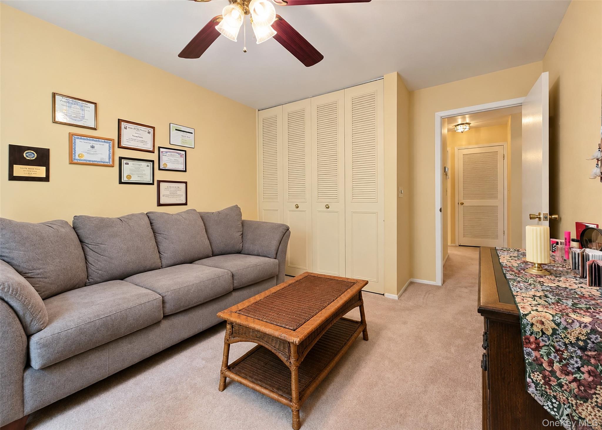 924 Skyline Drive – For Sale photo 14