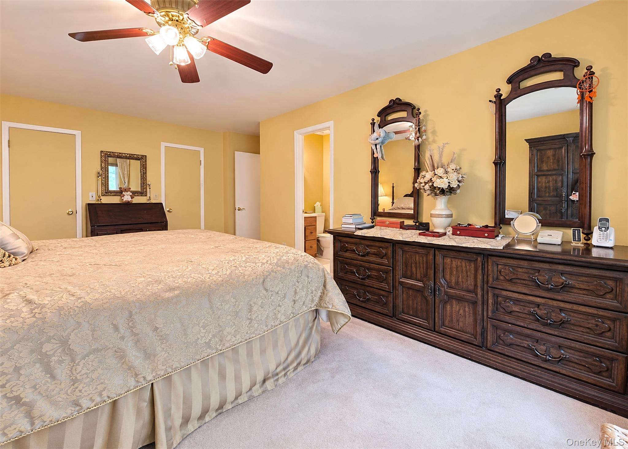 924 Skyline Drive – For Sale photo 11