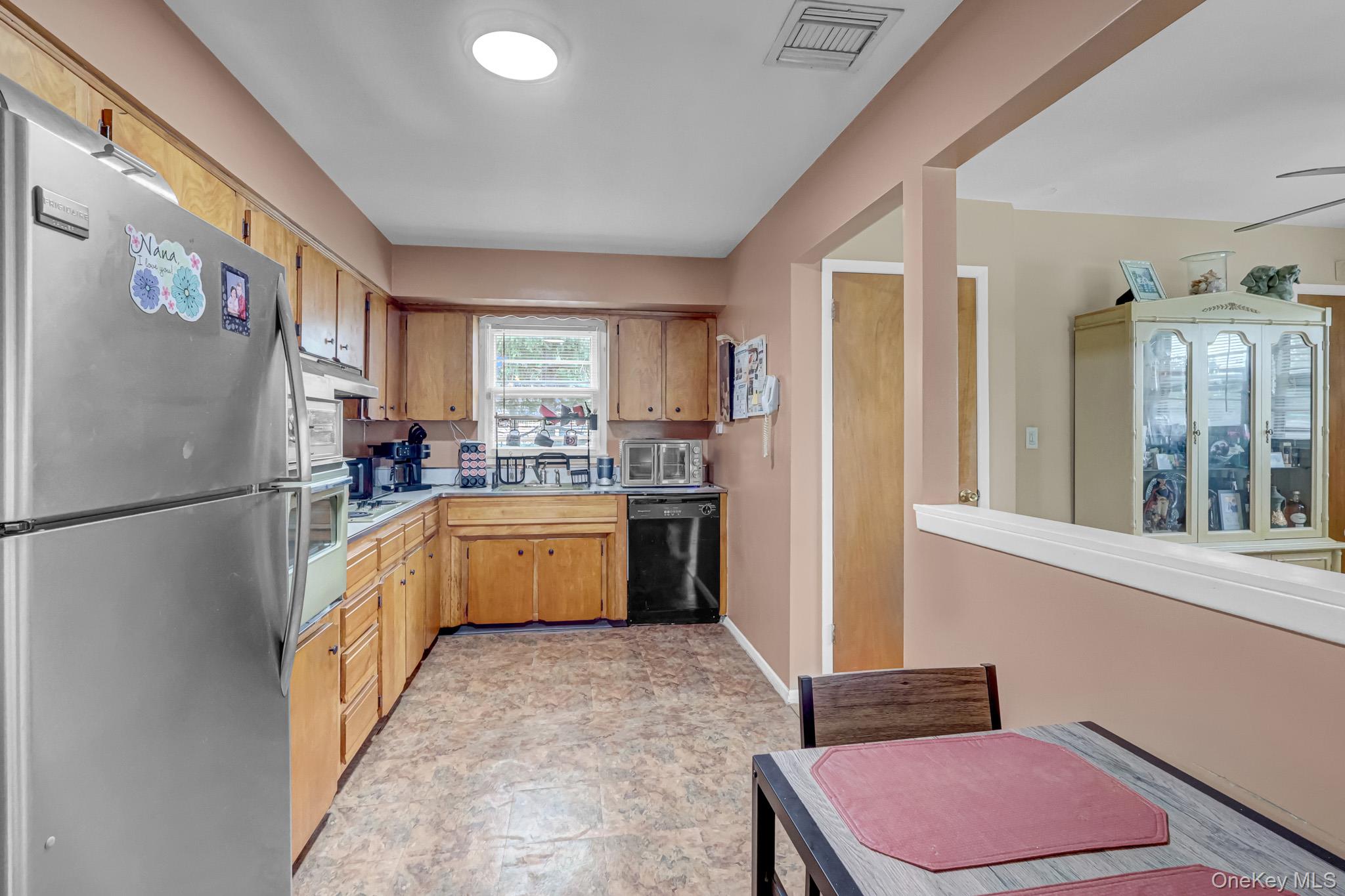 13 Haight Street – For Sale photo 15