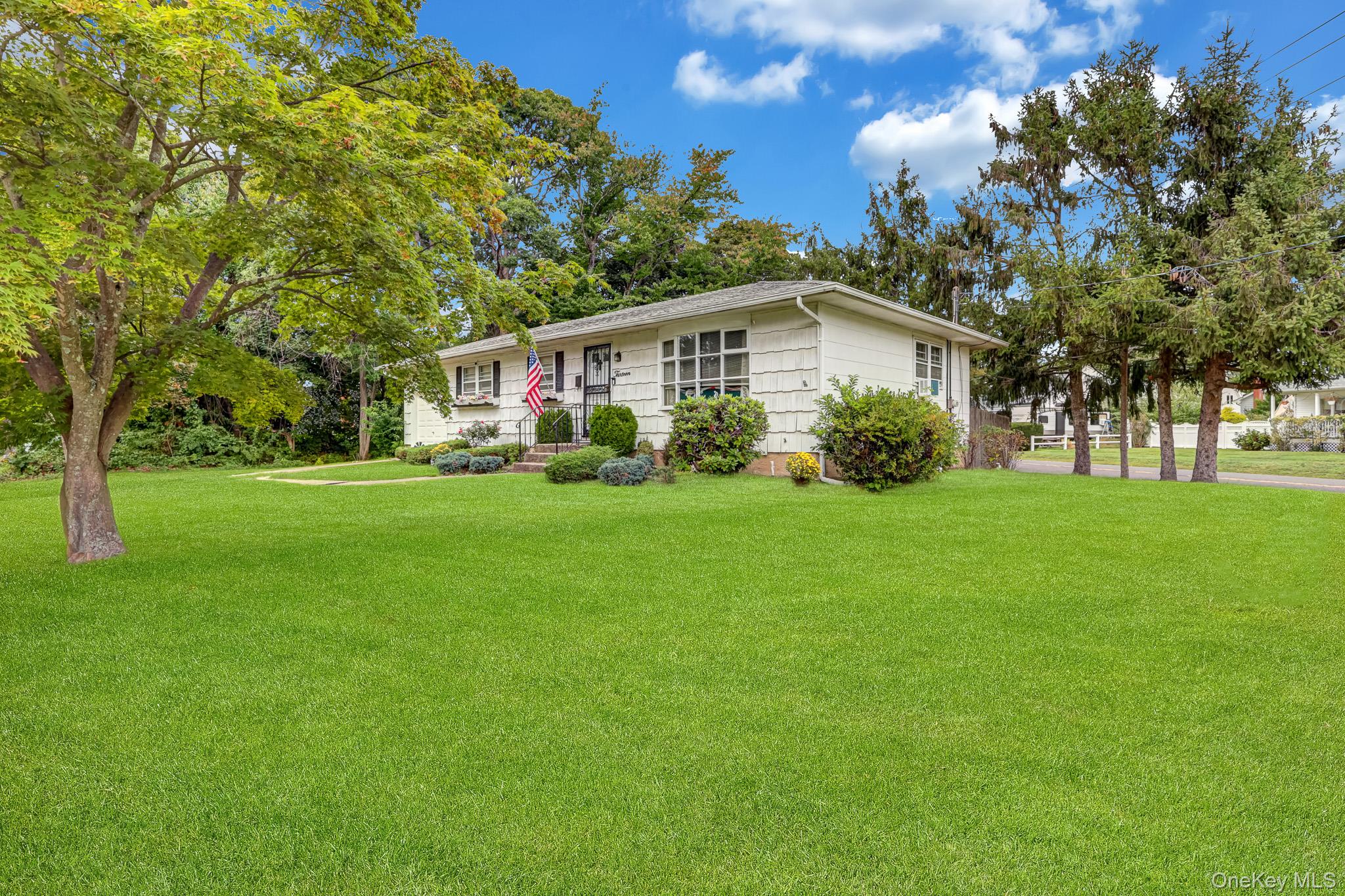 13 Haight Street – For Sale photo 6