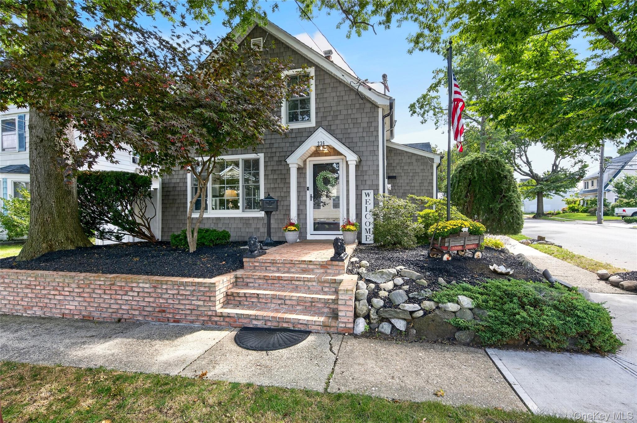 236 Lewis Avenue – For Sale photo 2