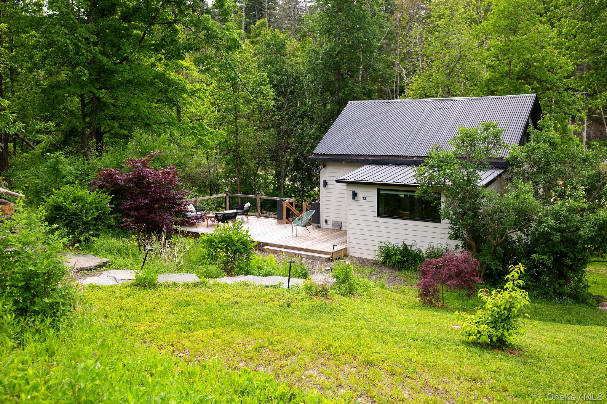 18 Lake Hill Road – For Sale photo 5
