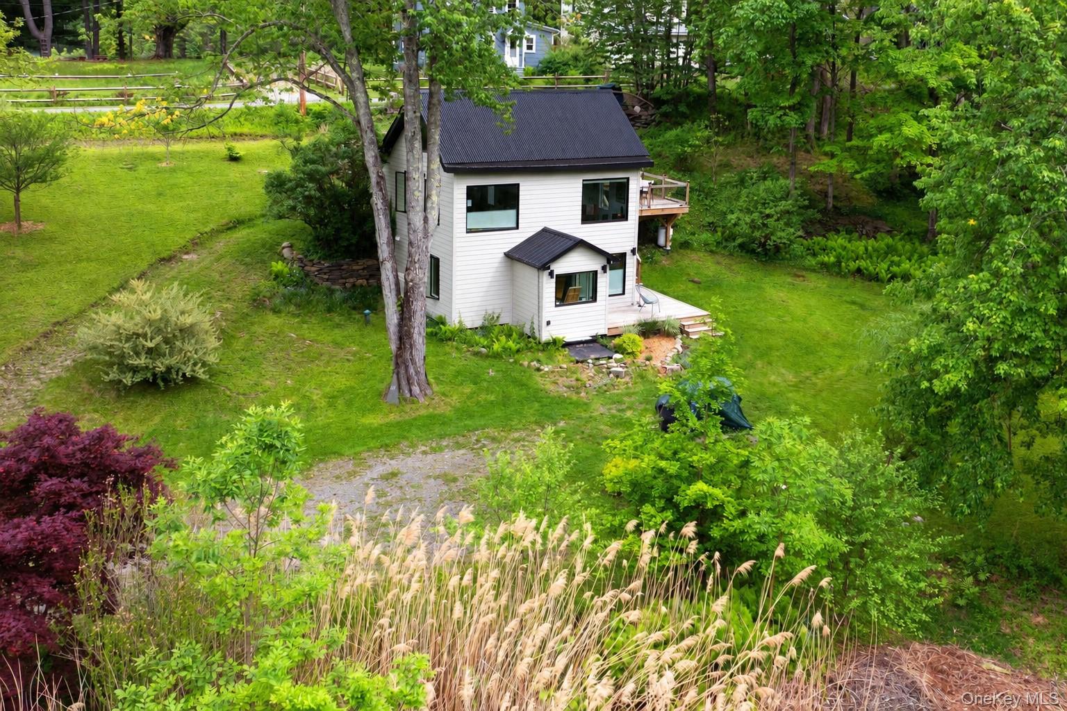 18 Lake Hill Road – For Sale