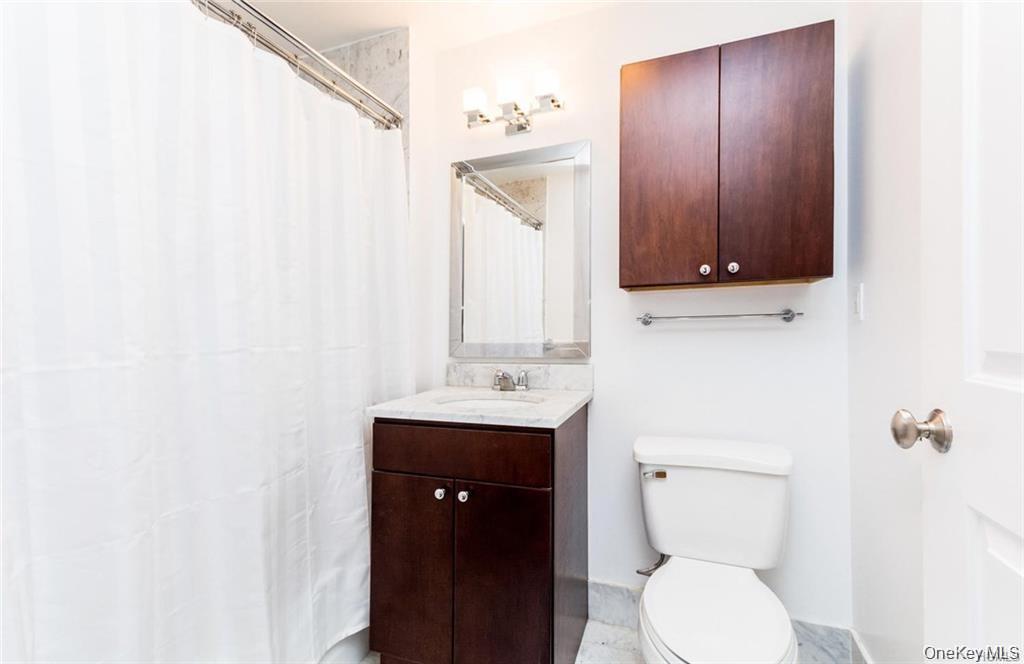 3800 Blackstone Avenue, Unit 2S photo 6