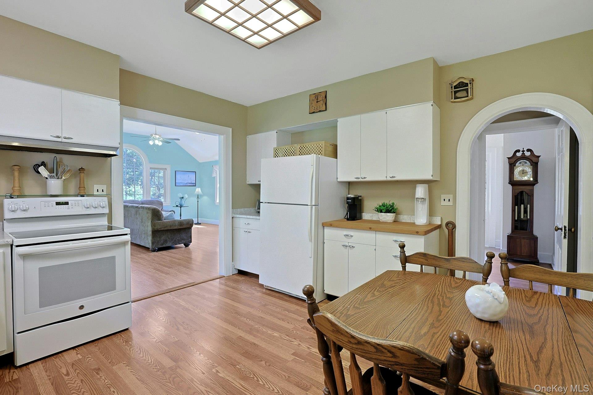 39 Orchard Drive – For Sale photo 14