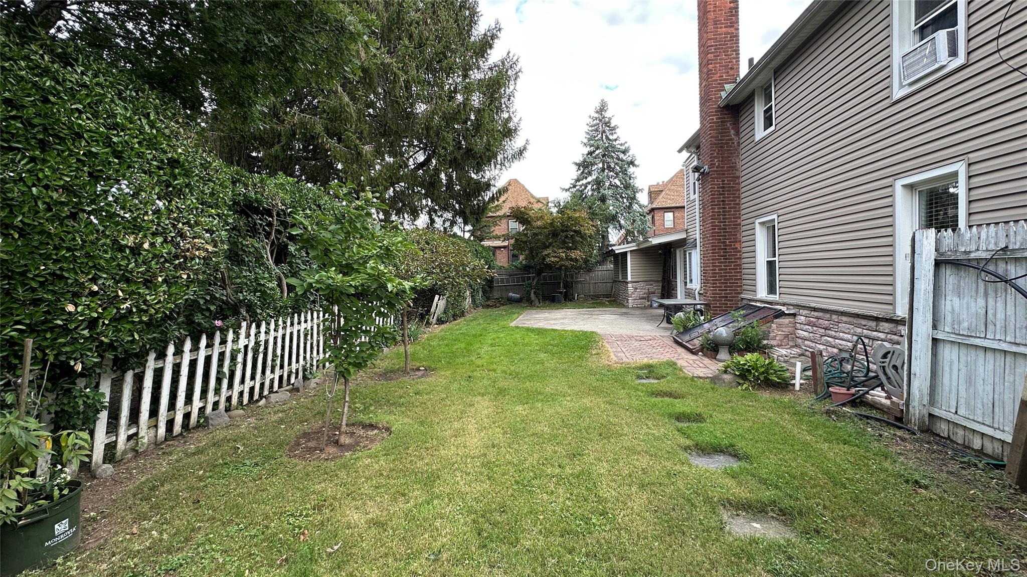 73 Davison Avenue, Unit 1 photo 18