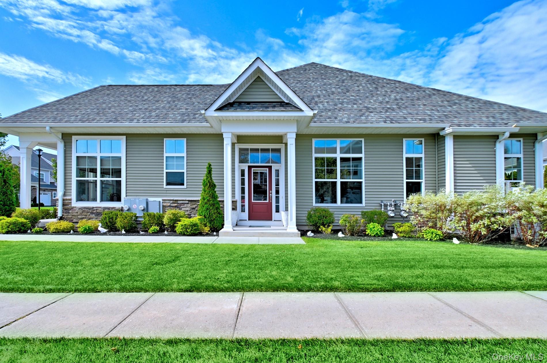 182 Belmont Circle – For Sale