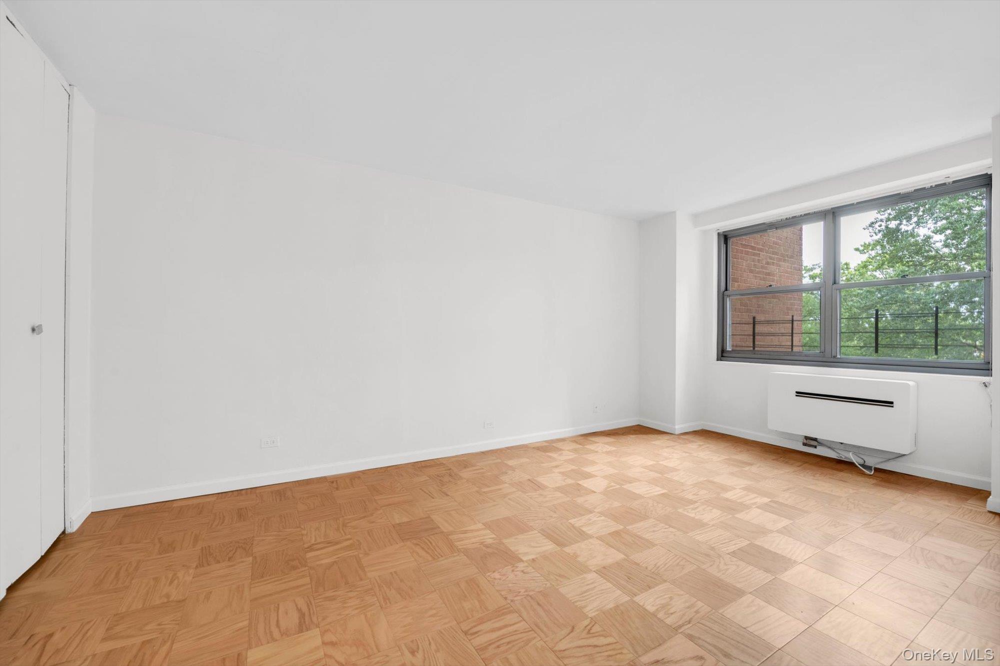 61-20 Grand Central Parkway, Unit C303 photo 15