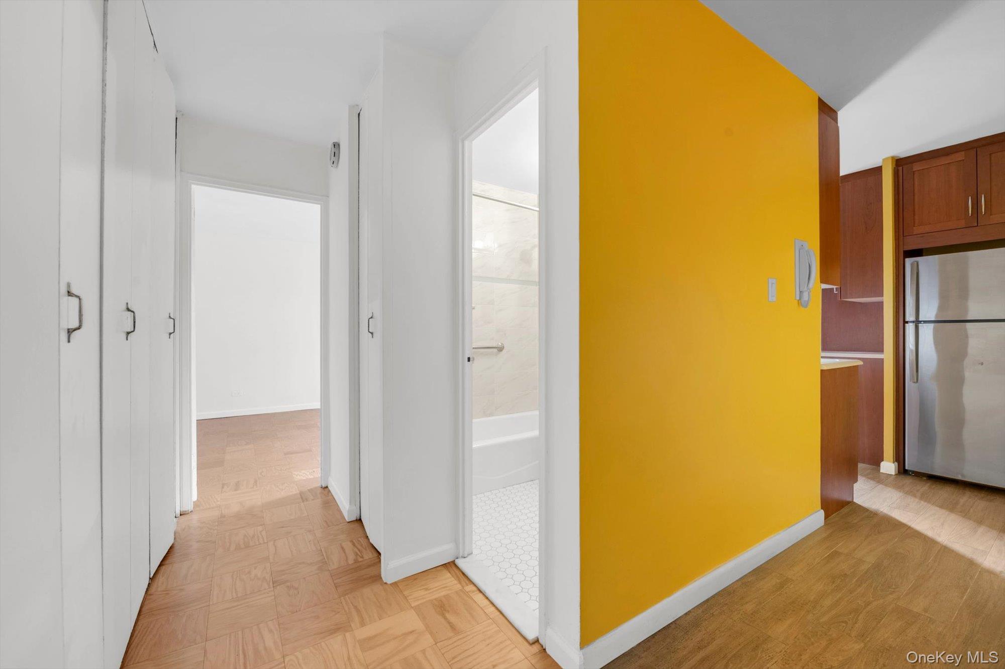 61-20 Grand Central Parkway, Unit C303 photo 14