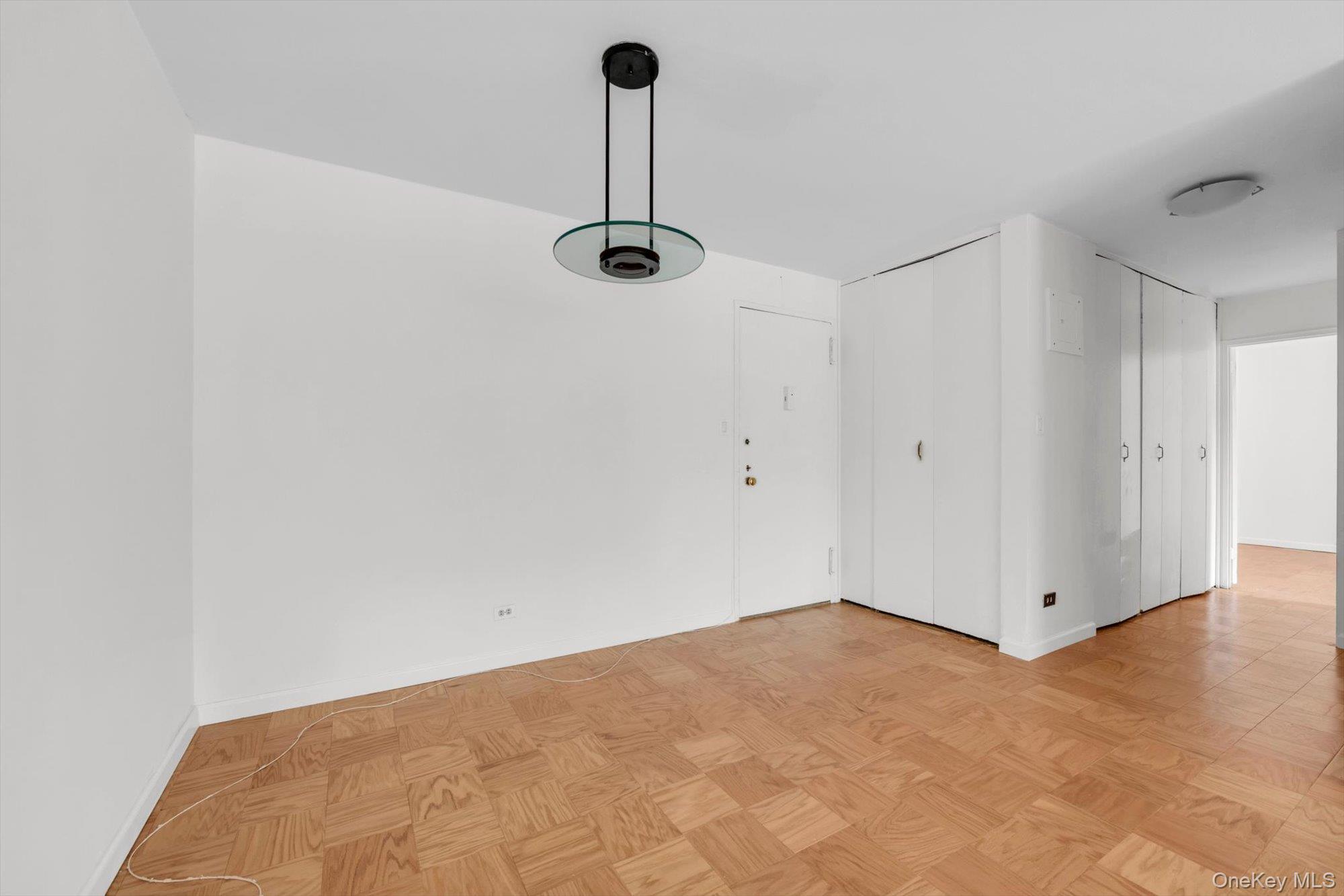 61-20 Grand Central Parkway, Unit C303 photo 4