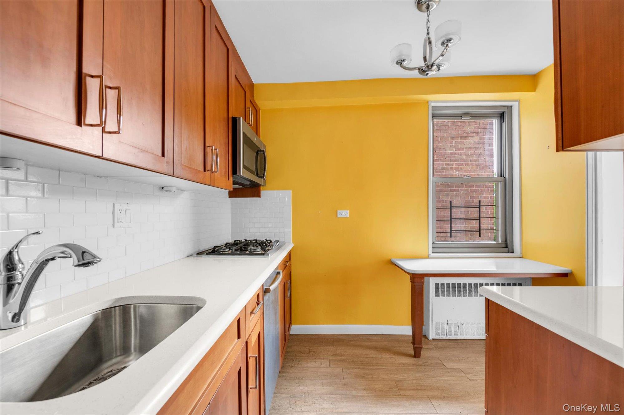 61-20 Grand Central Parkway, Unit C303 photo 10