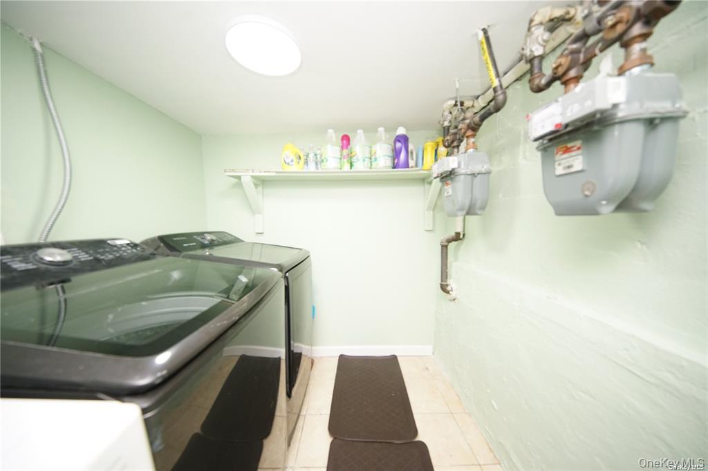 54-13 153rd Street – For Sale photo 17