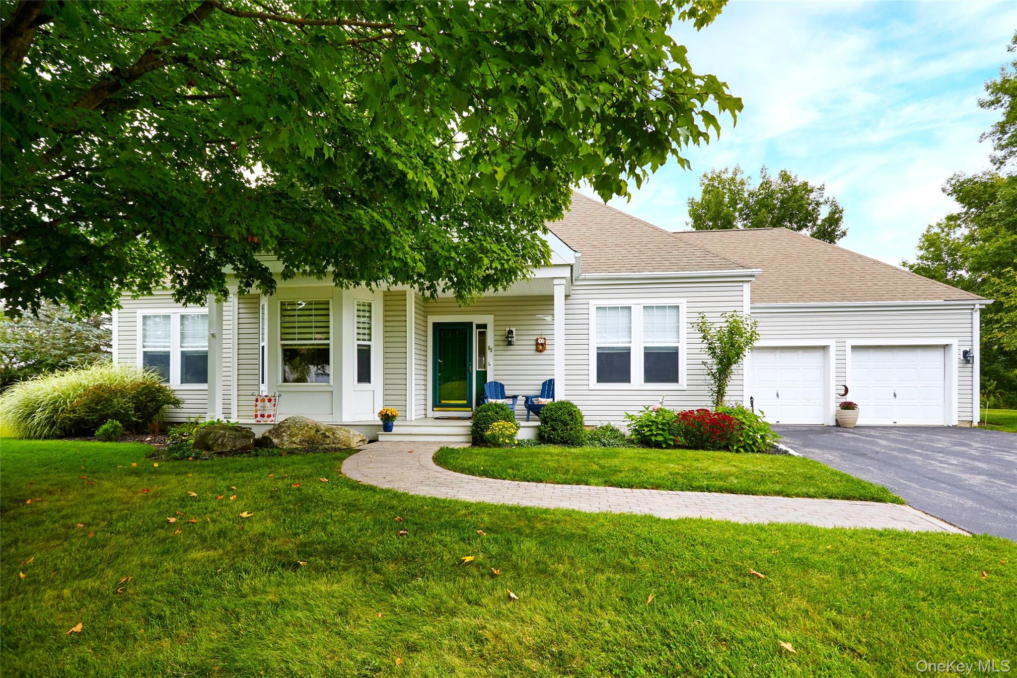 85 Roosevelt Drive – For Sale