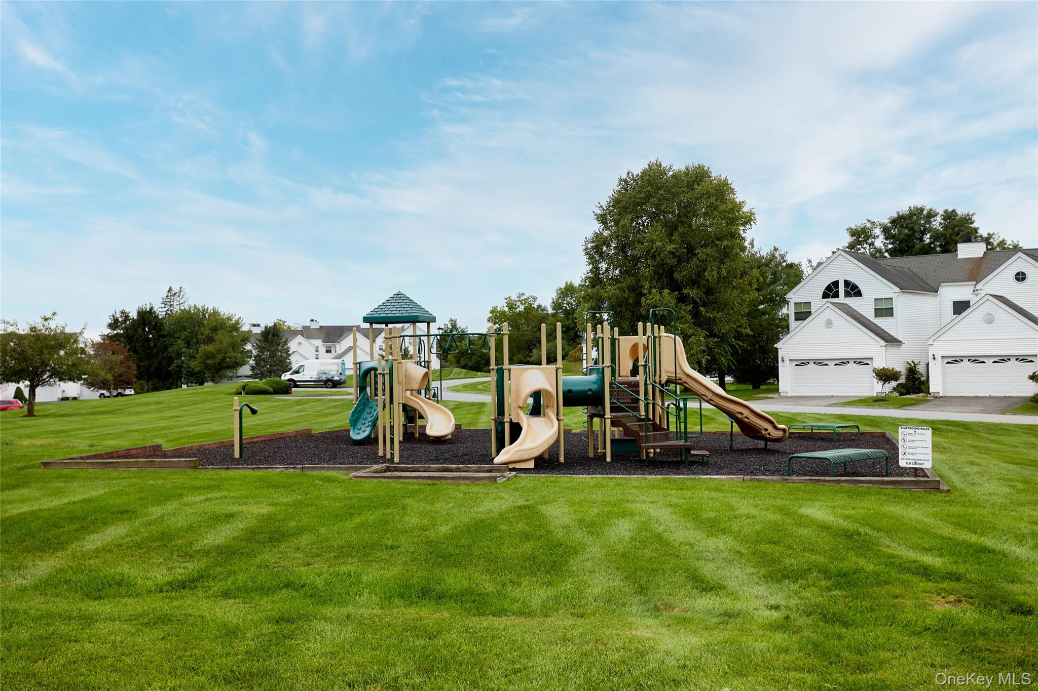 85 Roosevelt Drive – For Sale photo 39