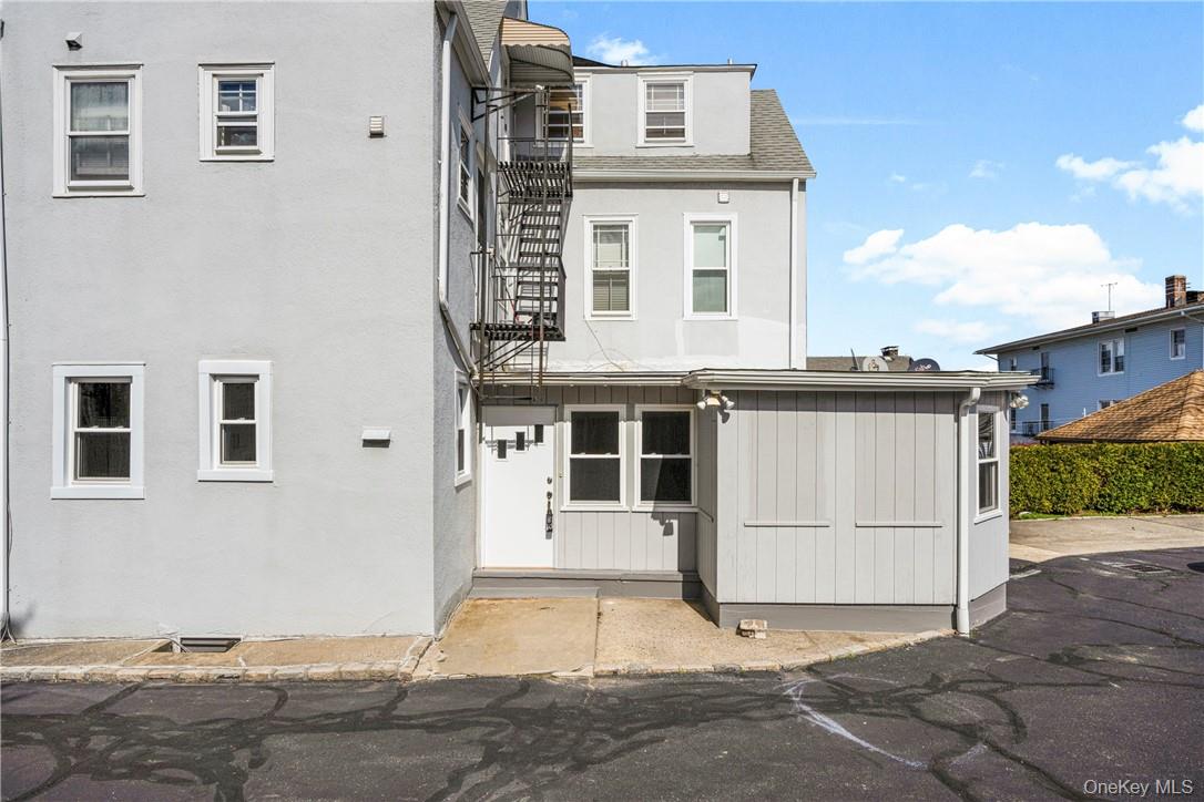 10 Lafayette Street, Unit 1R photo 4