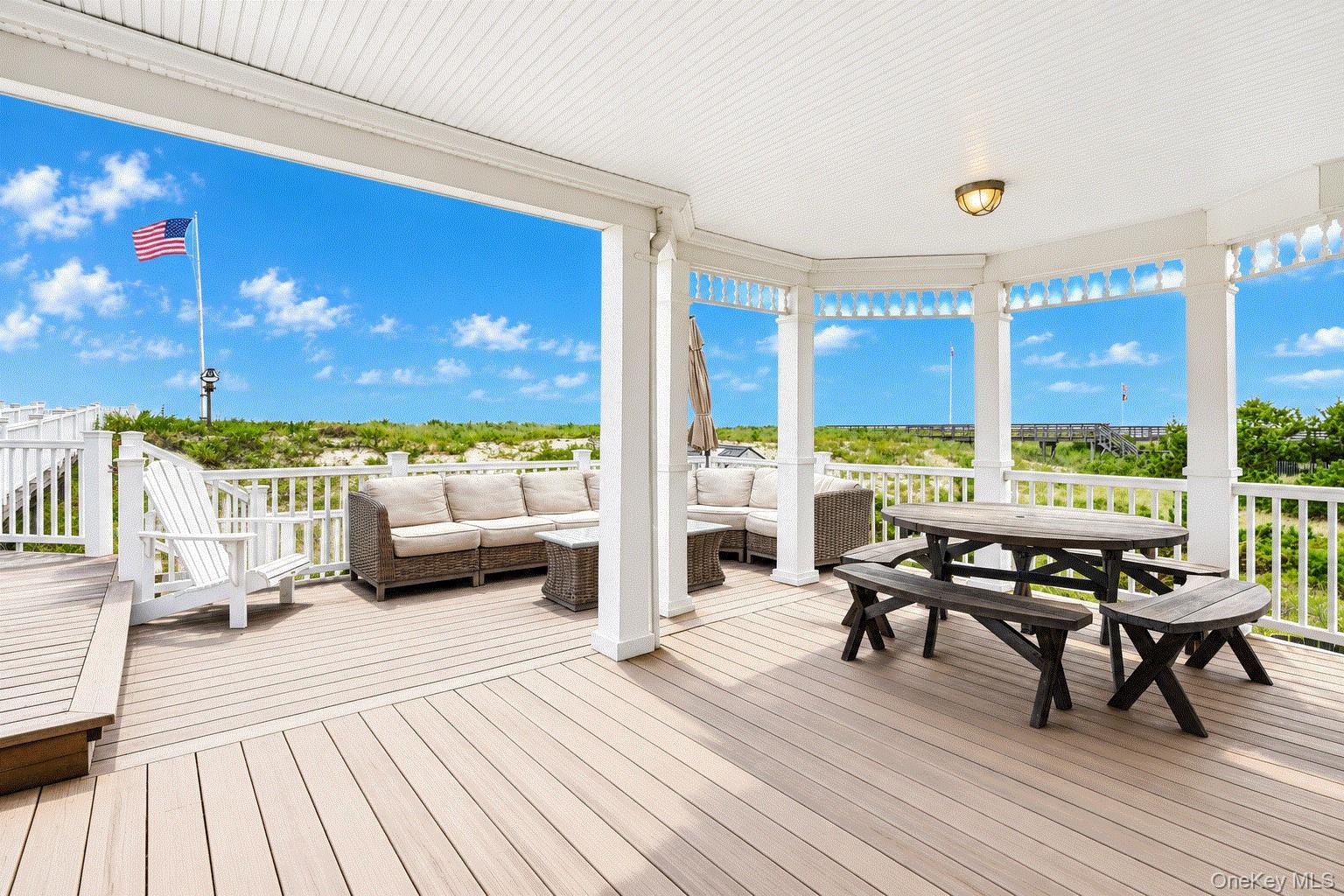 697 Dune Road – For Sale photo 11