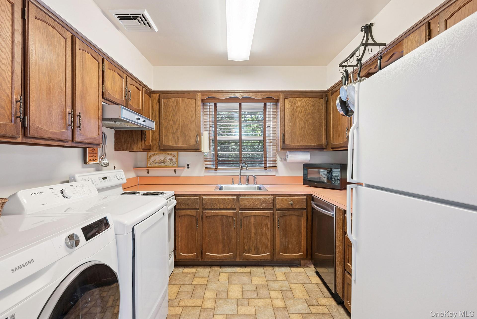 6 Surf Drive – For Sale photo 17