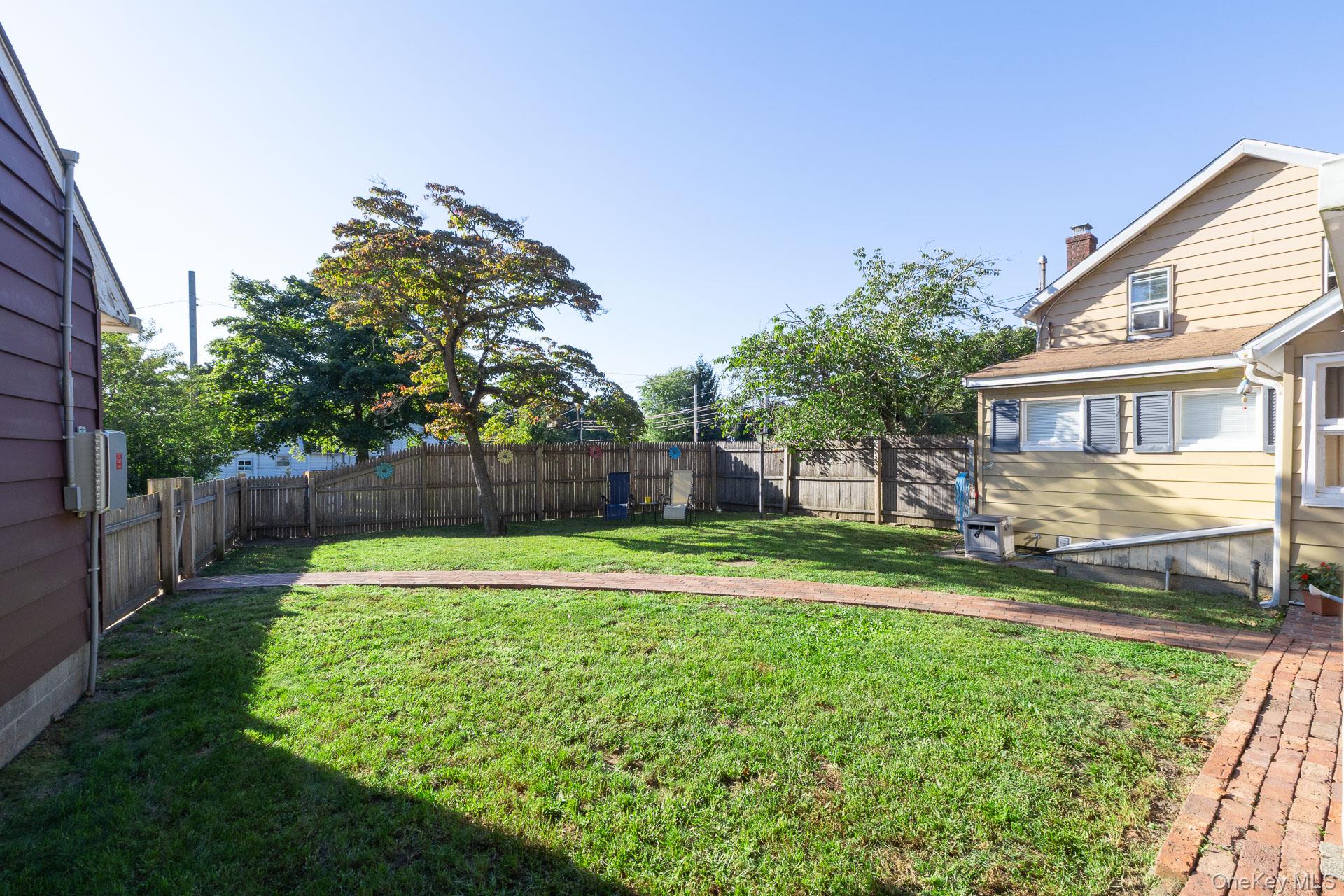 455 Montauk Highway – For Sale photo 18