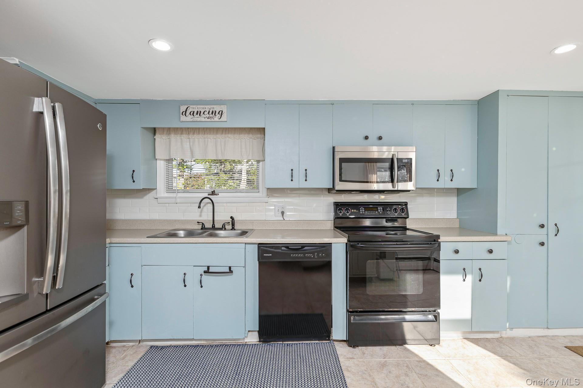 455 Montauk Highway – For Sale photo 10