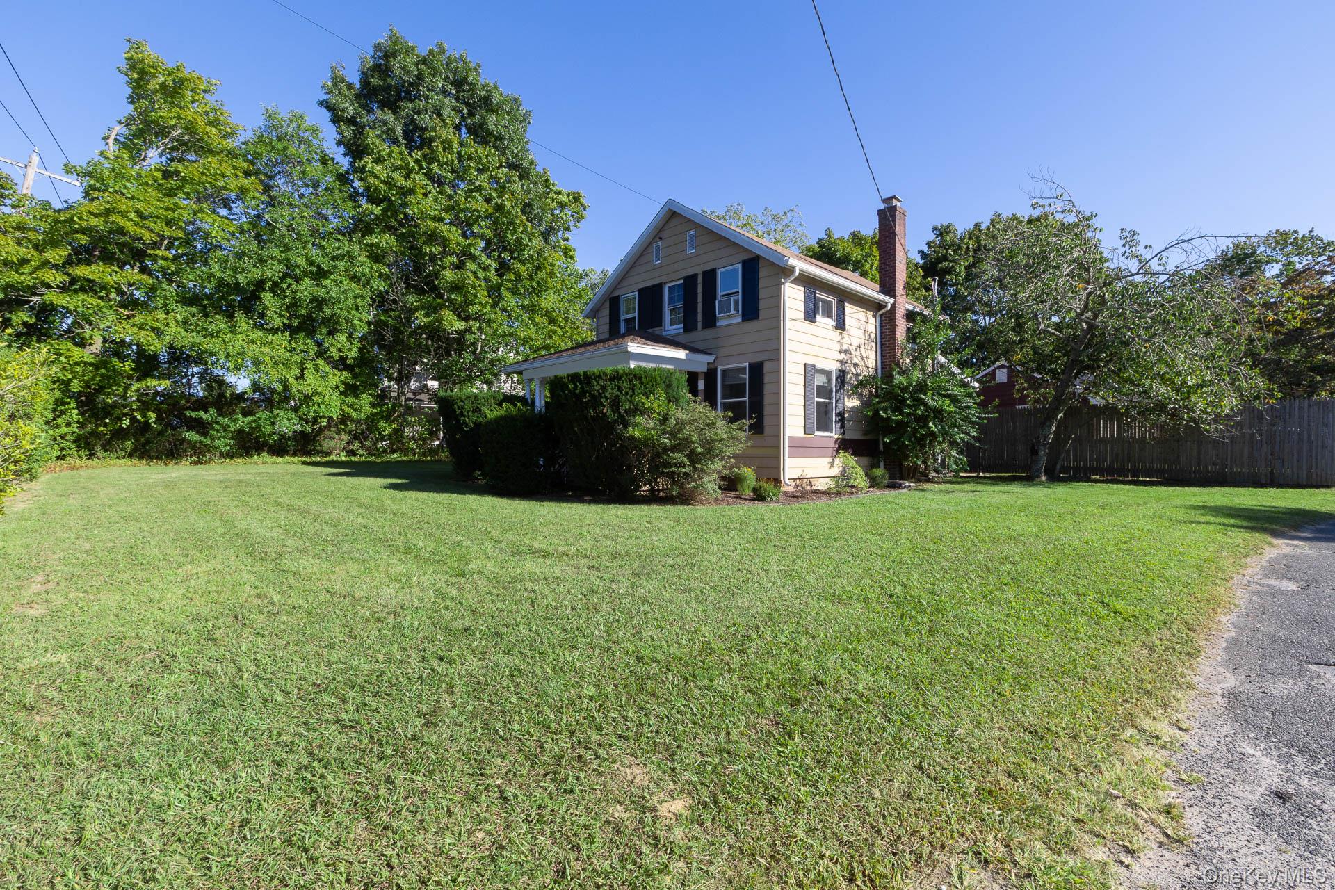 455 Montauk Highway – For Sale photo 2