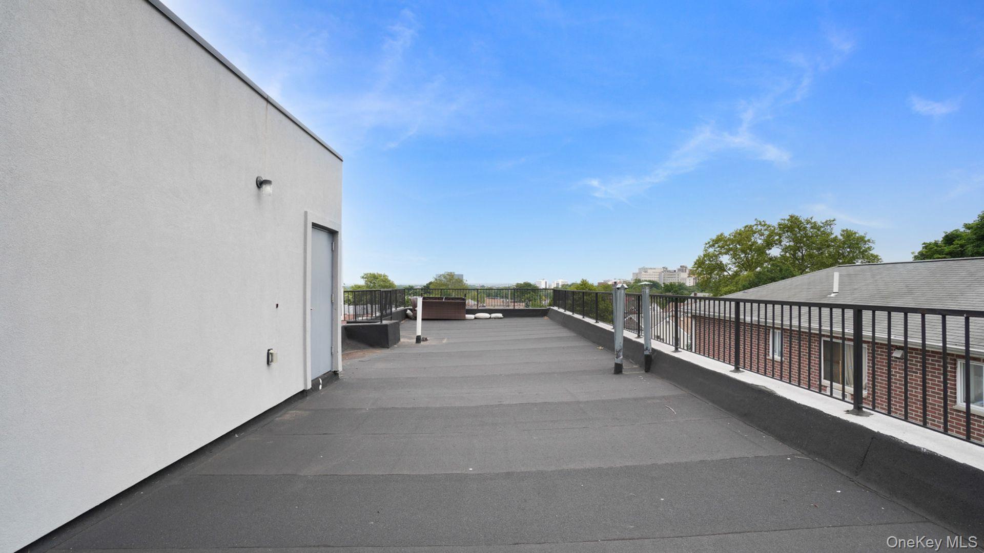 2424 Esplanade Avenue – For Sale photo 34