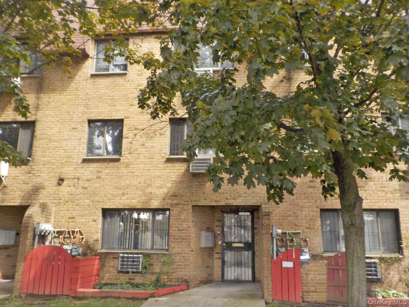 51-17 99 Street, Unit 15C photo 5