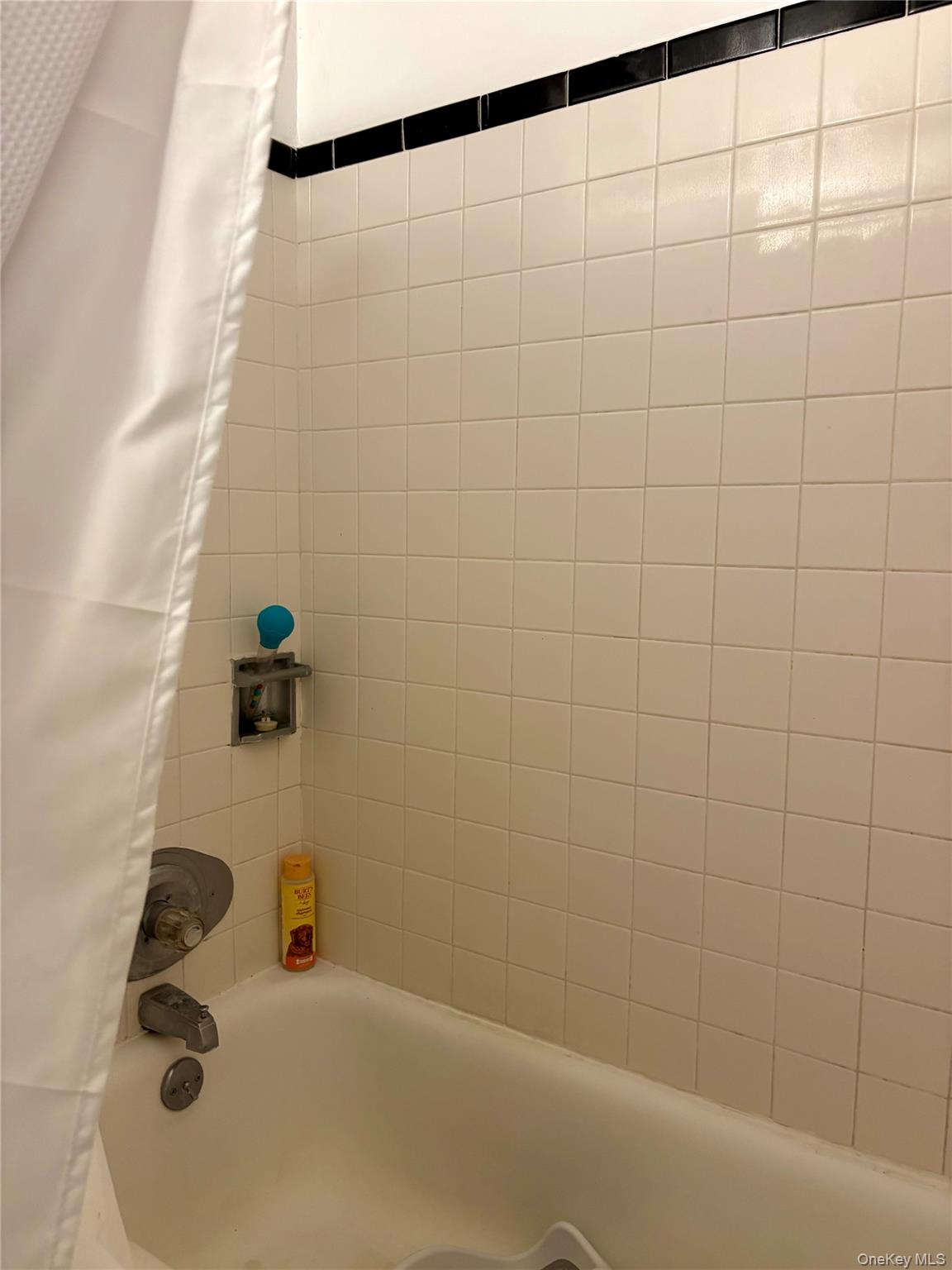 275 4th Street – For Rent photo 13