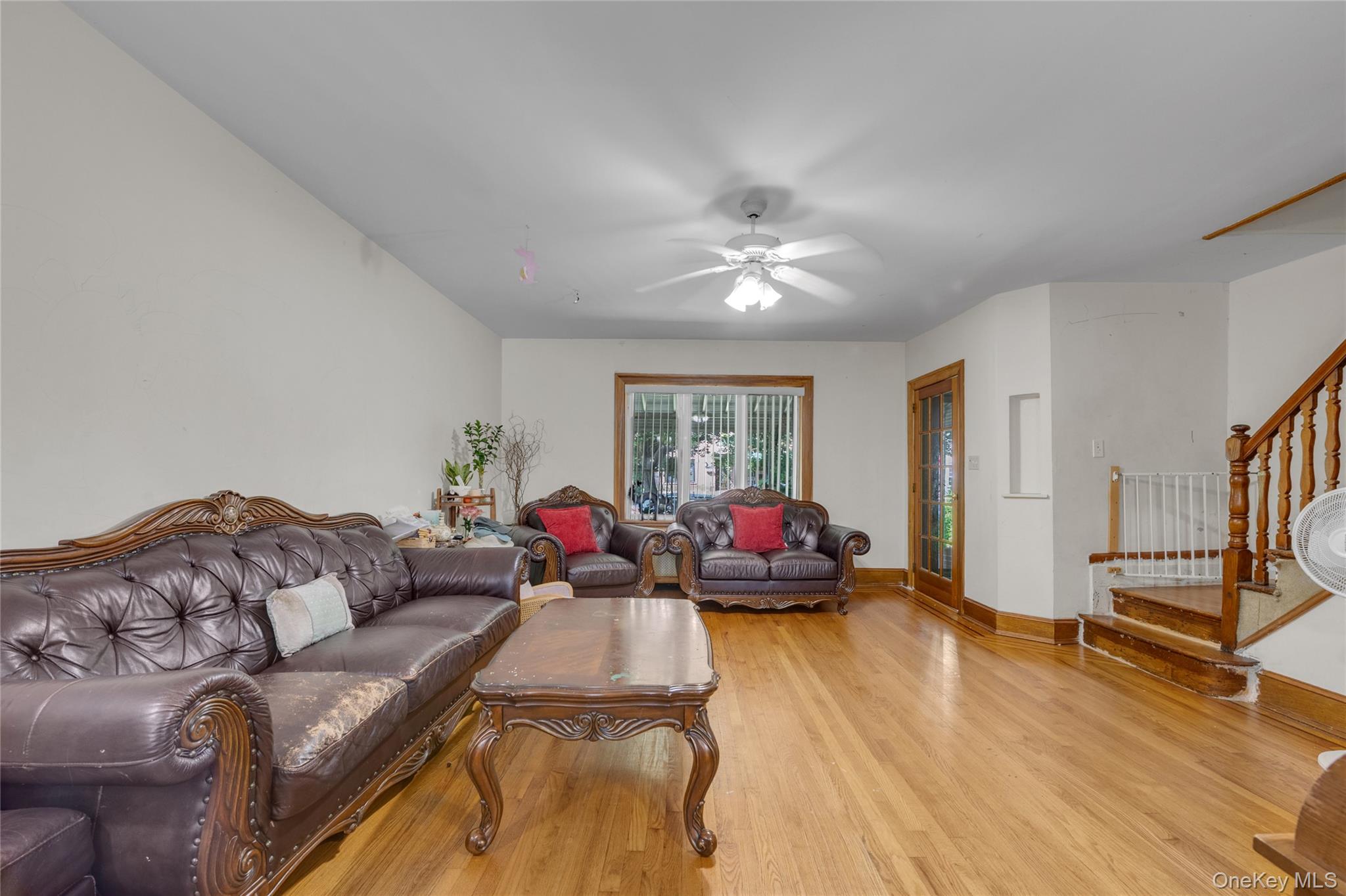 5037 64th Street – For Sale photo 3
