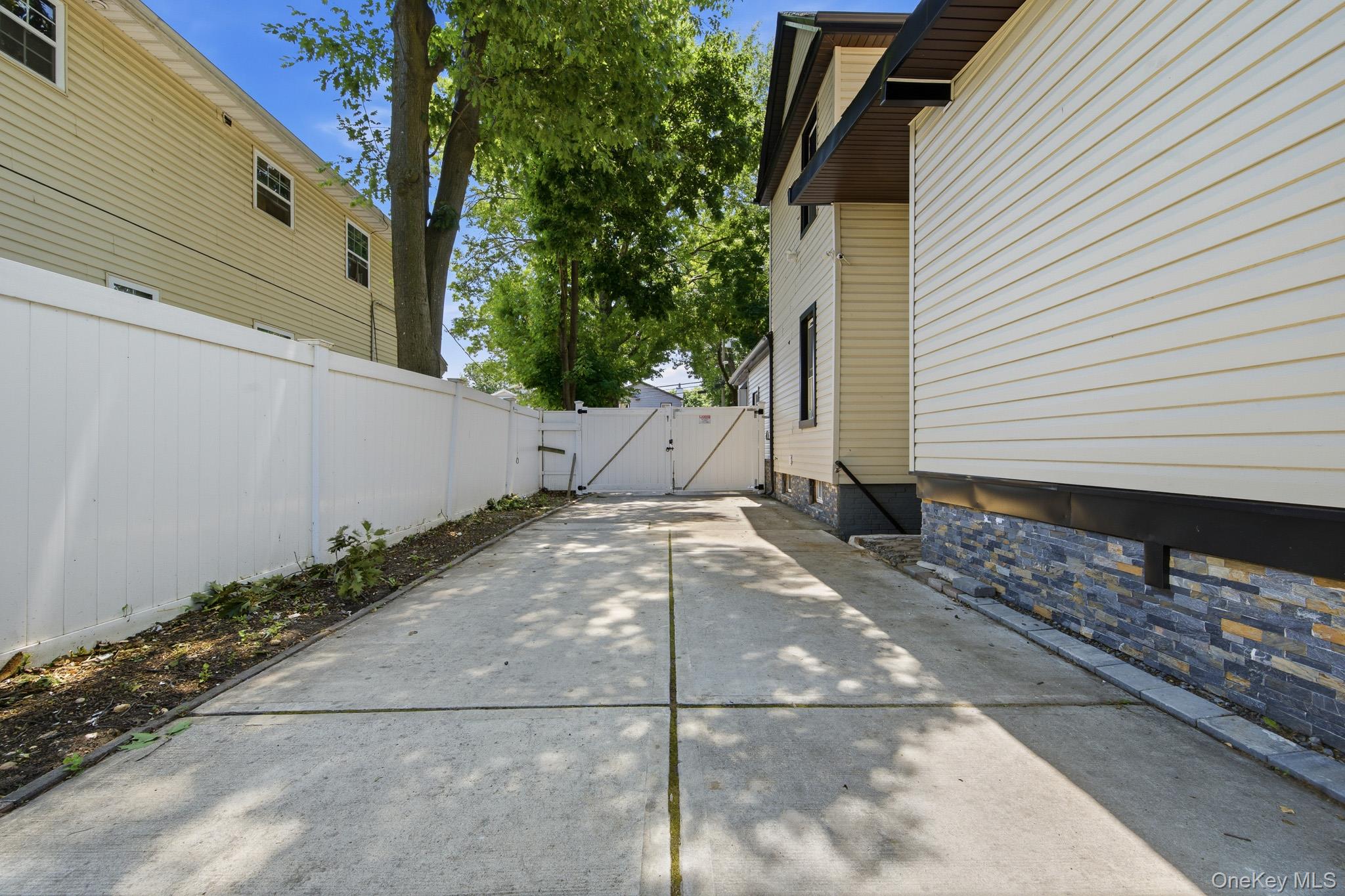 29 Elm Avenue – For Sale photo 41