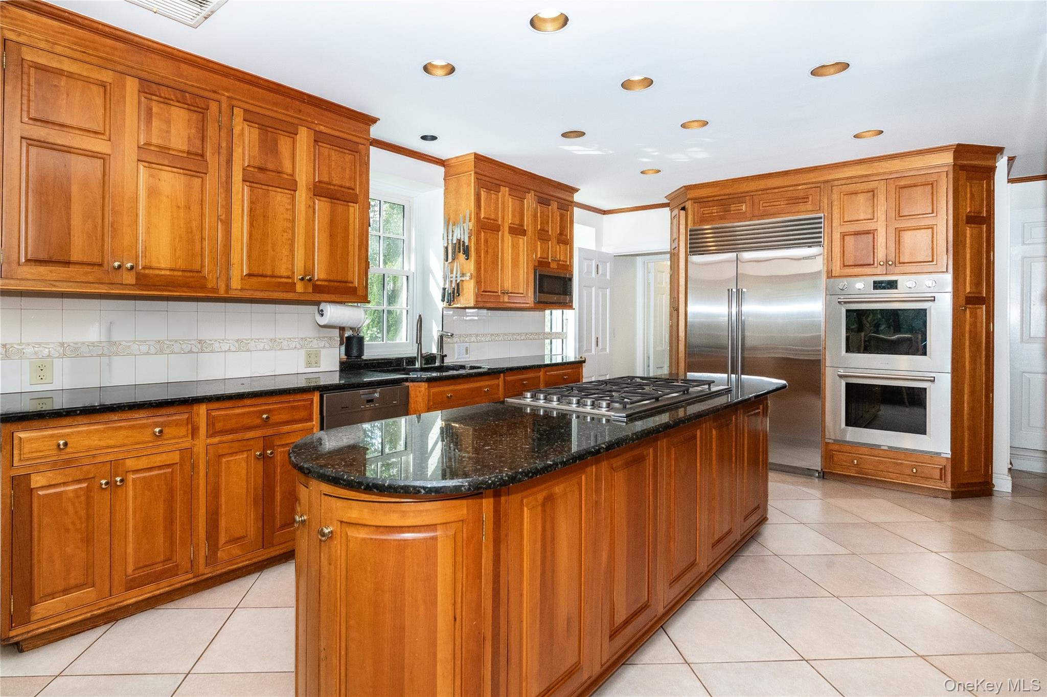 209 Beechmont Drive – For Sale photo 14