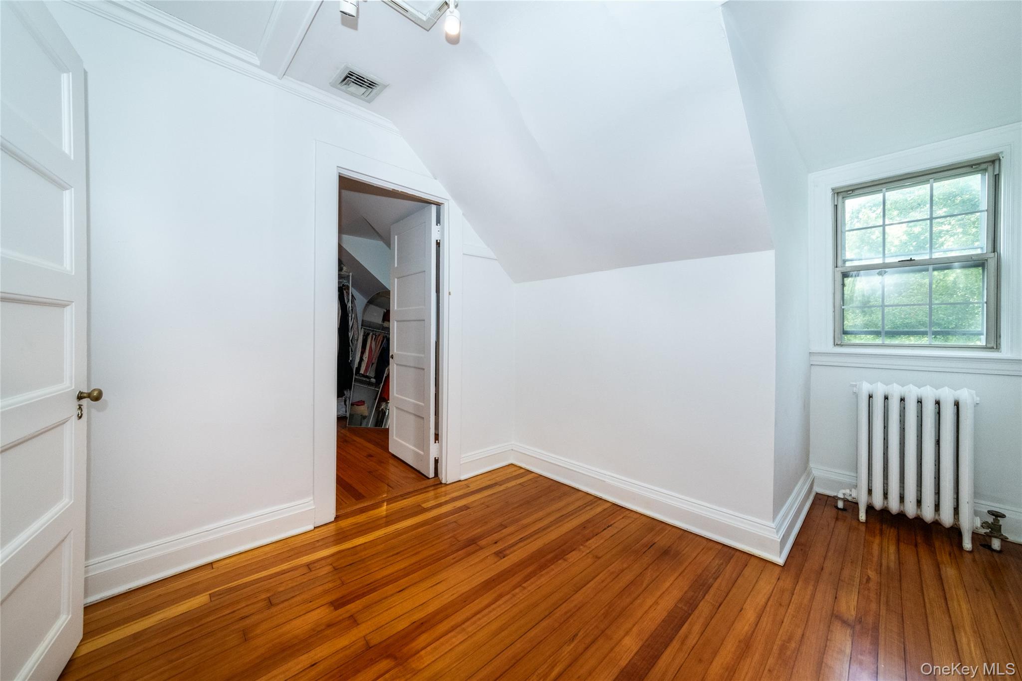 209 Beechmont Drive – For Sale photo 26
