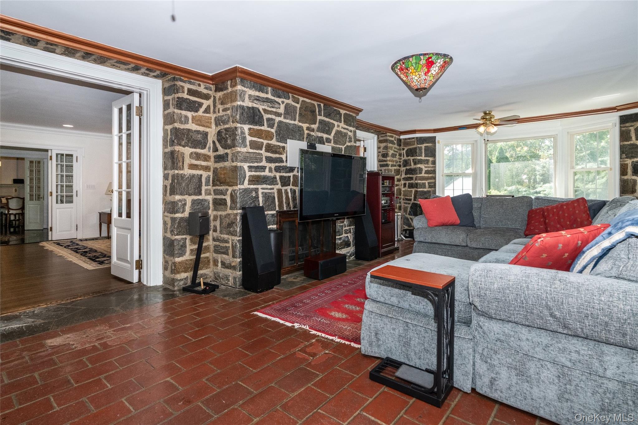 209 Beechmont Drive – For Sale photo 11
