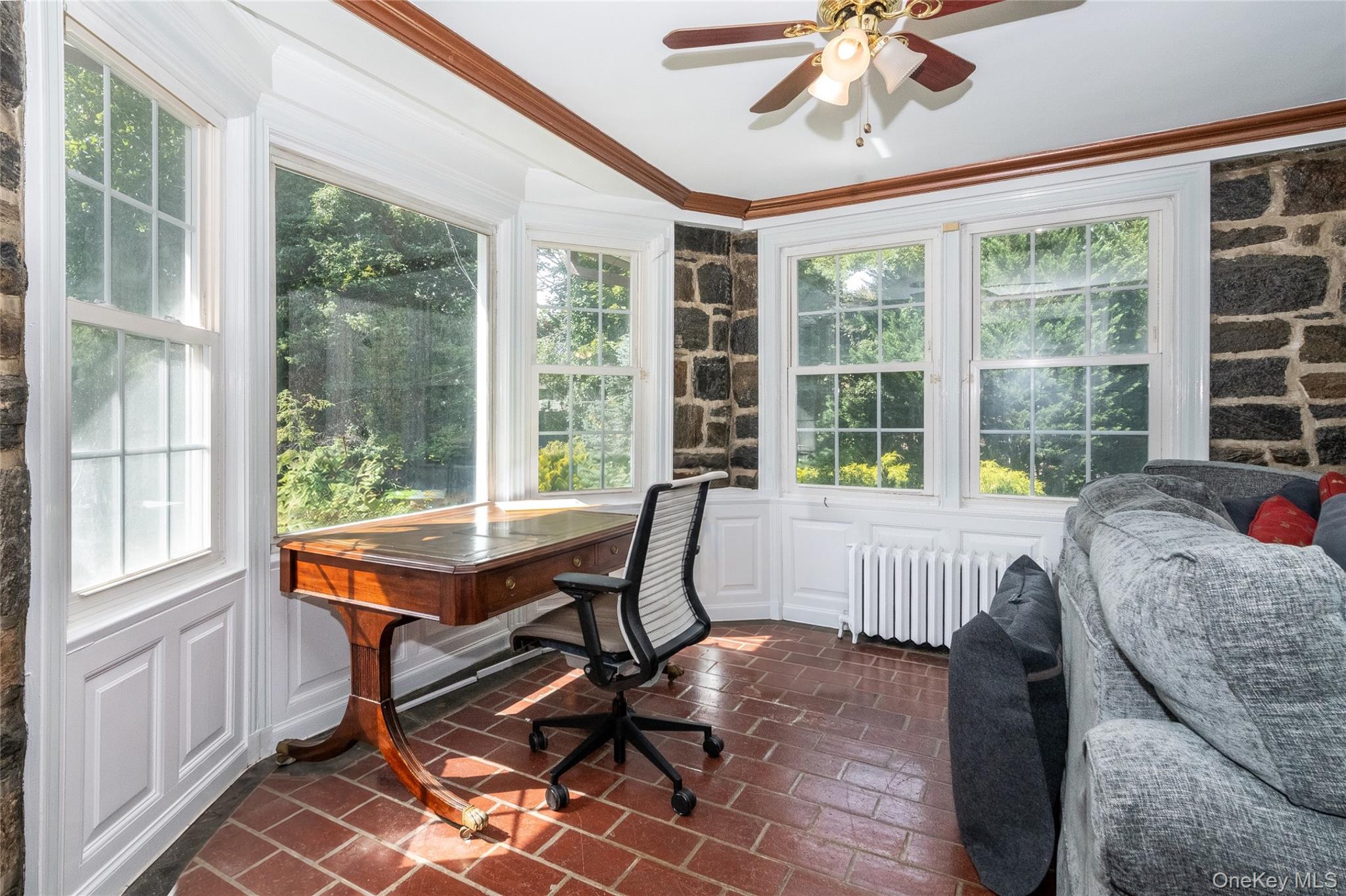 209 Beechmont Drive – For Sale photo 12