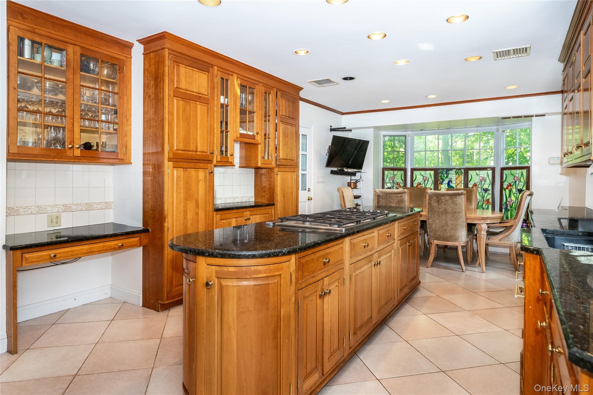209 Beechmont Drive – For Sale photo 13