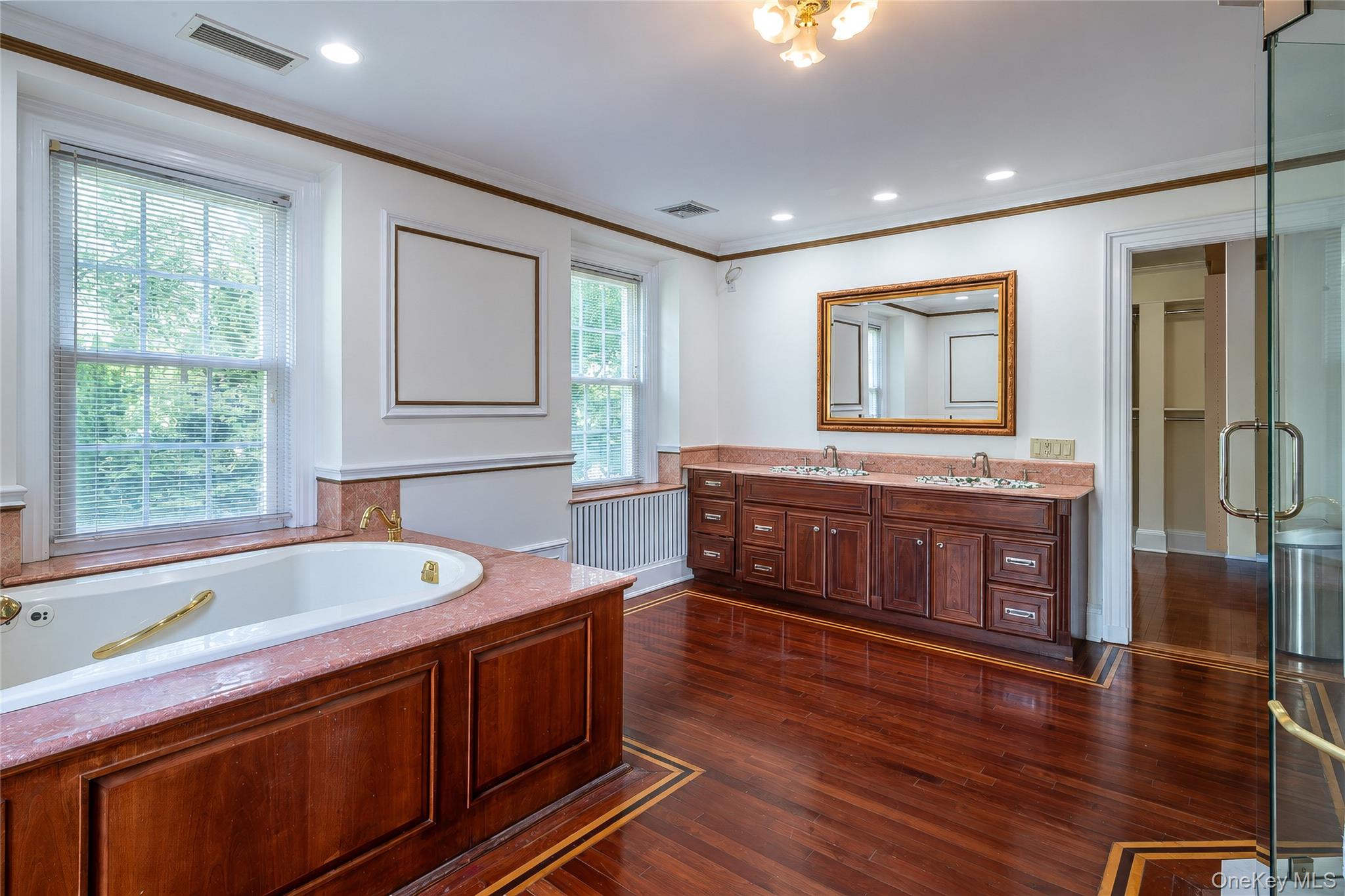 209 Beechmont Drive – For Sale photo 18