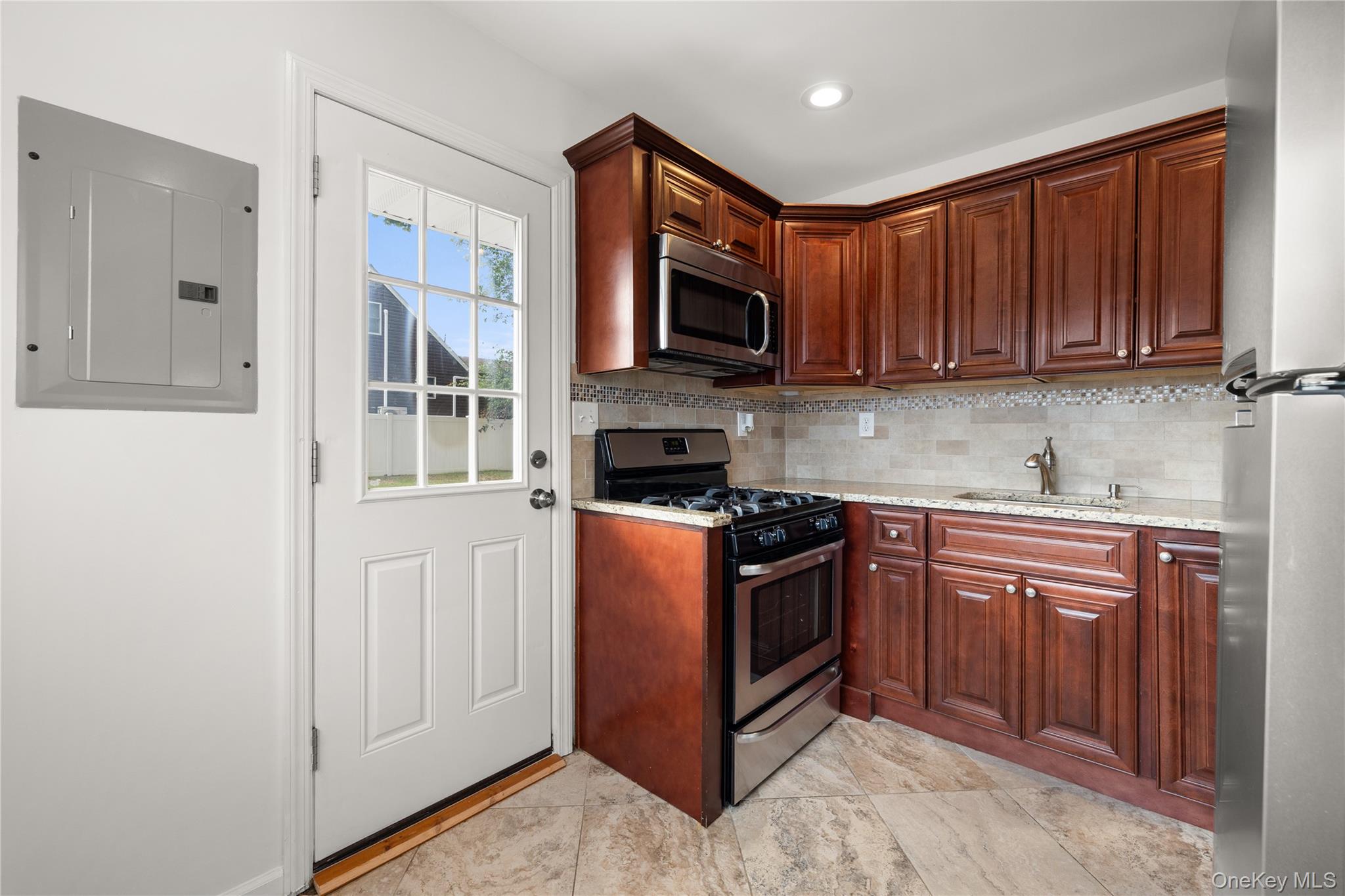 234 Division Avenue – For Sale photo 3