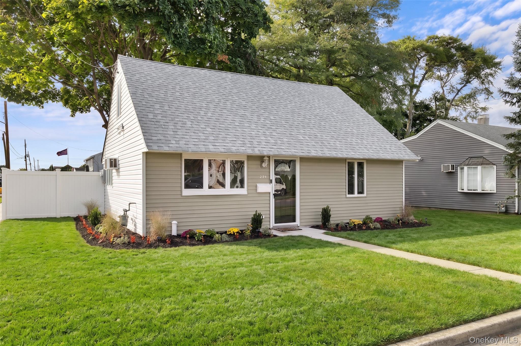234 Division Avenue – For Sale