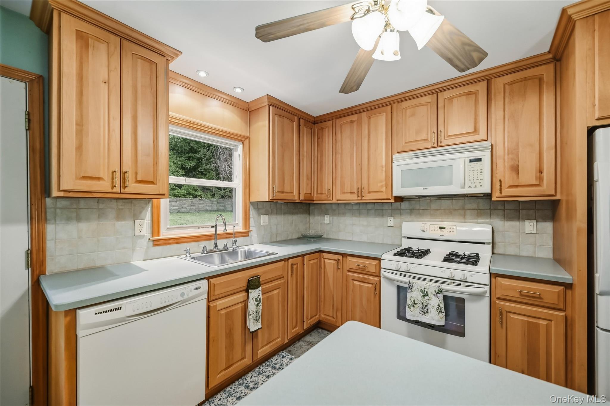 55 Orange Terrace – For Sale photo 3