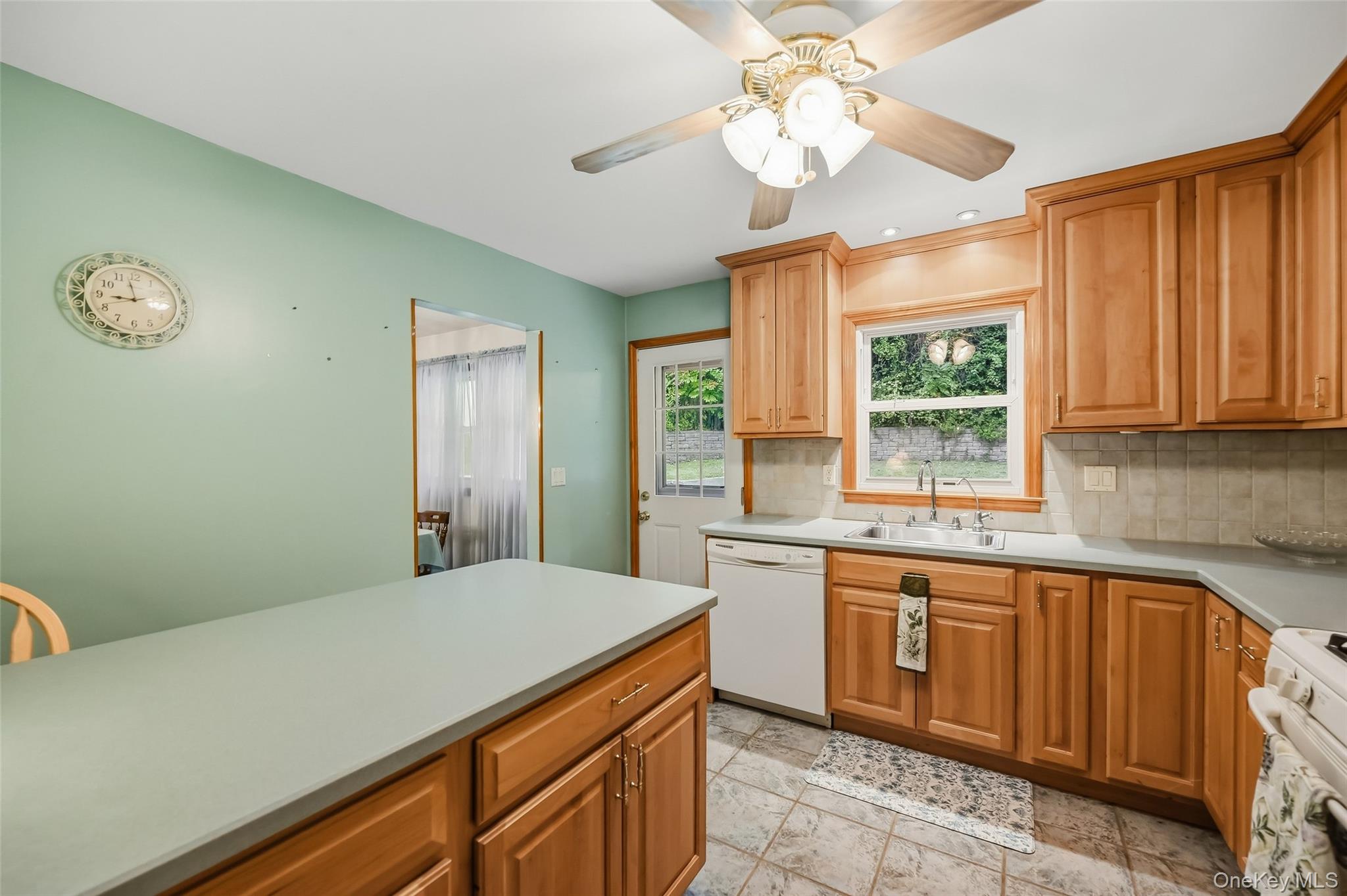 55 Orange Terrace – For Sale photo 15