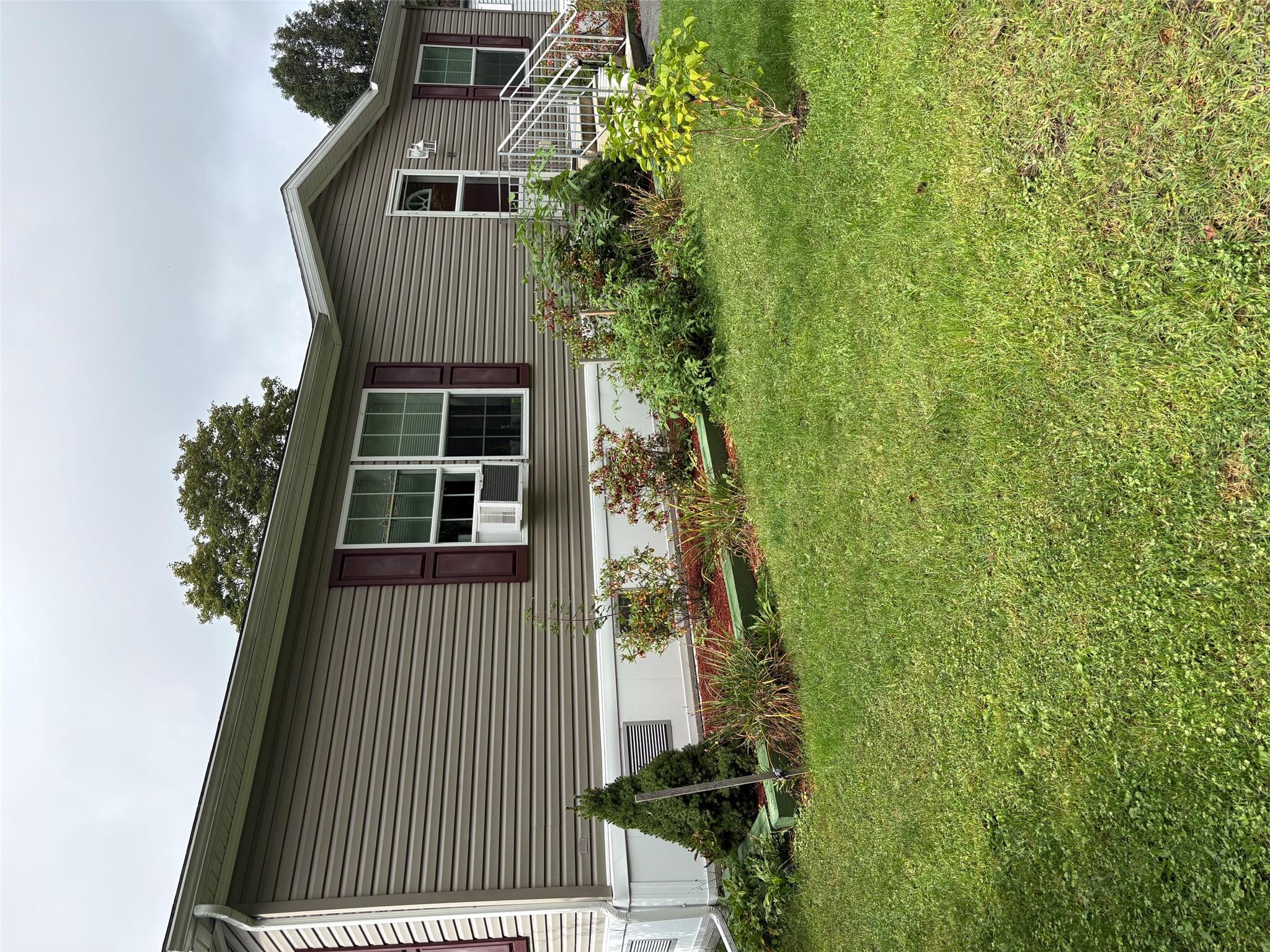 20 Cardinal Rd #89 – For Sale photo 2