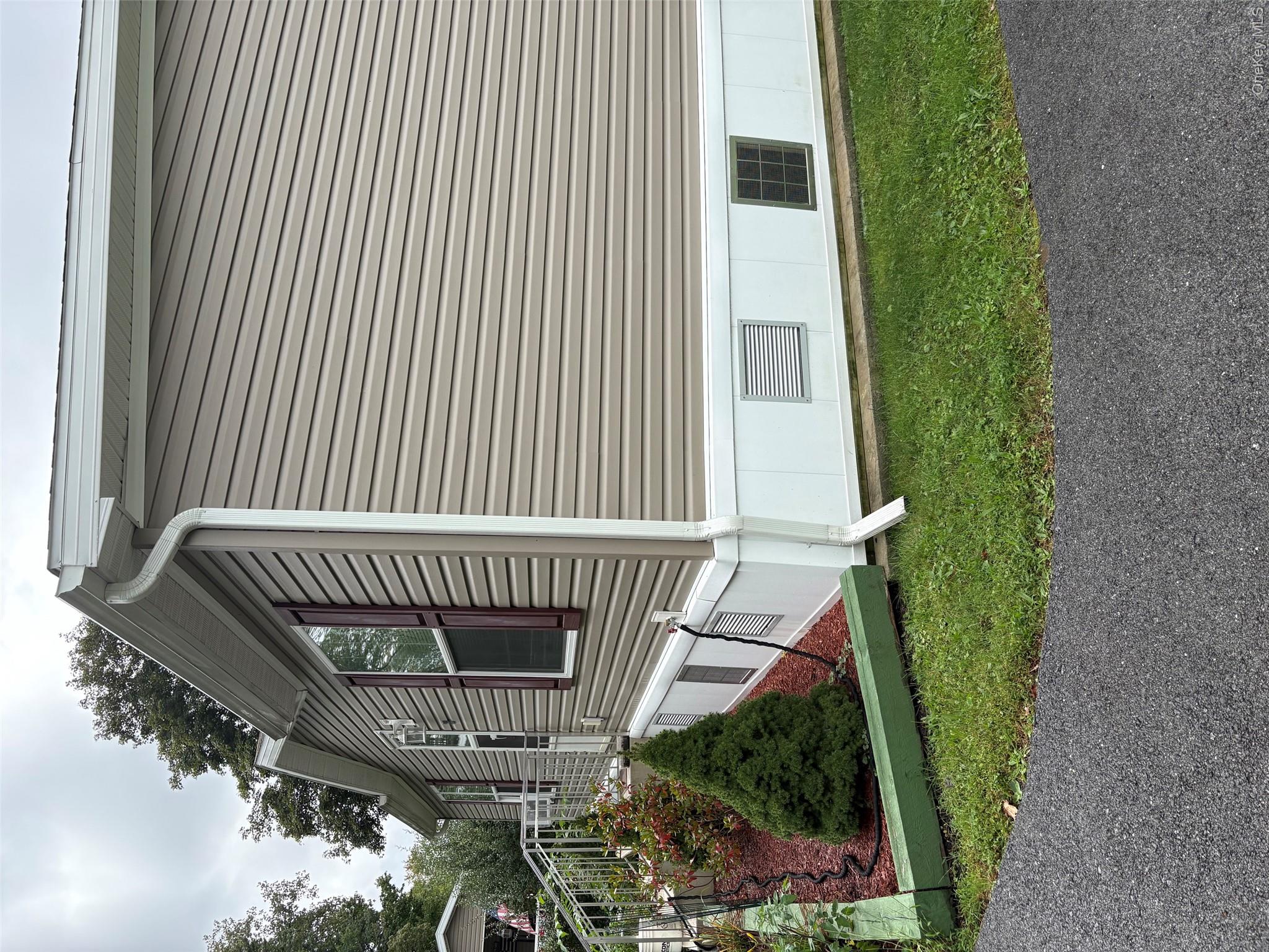 20 Cardinal Rd #89 – For Sale photo 3