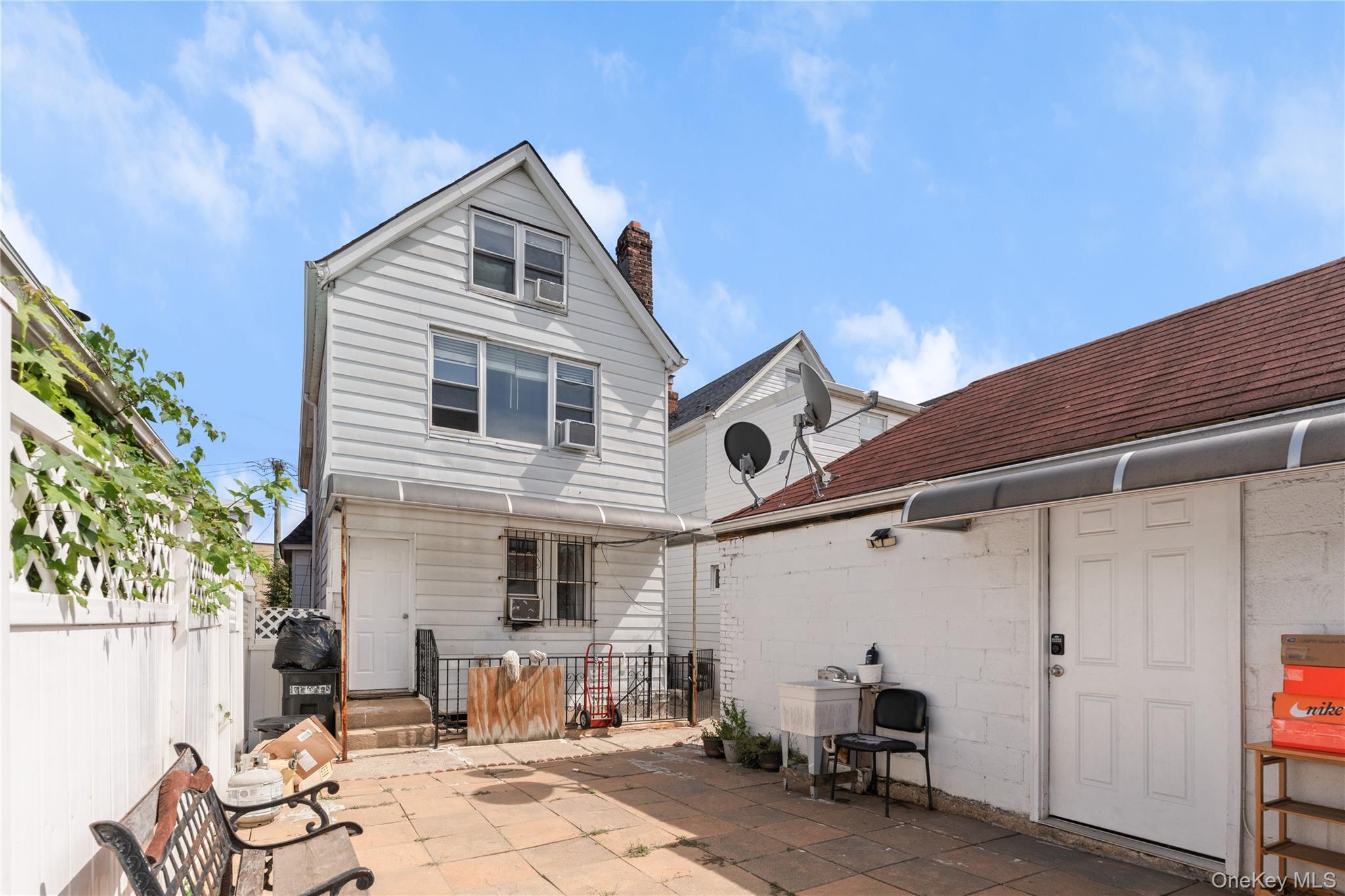 2310 102nd Street – For Sale photo 9