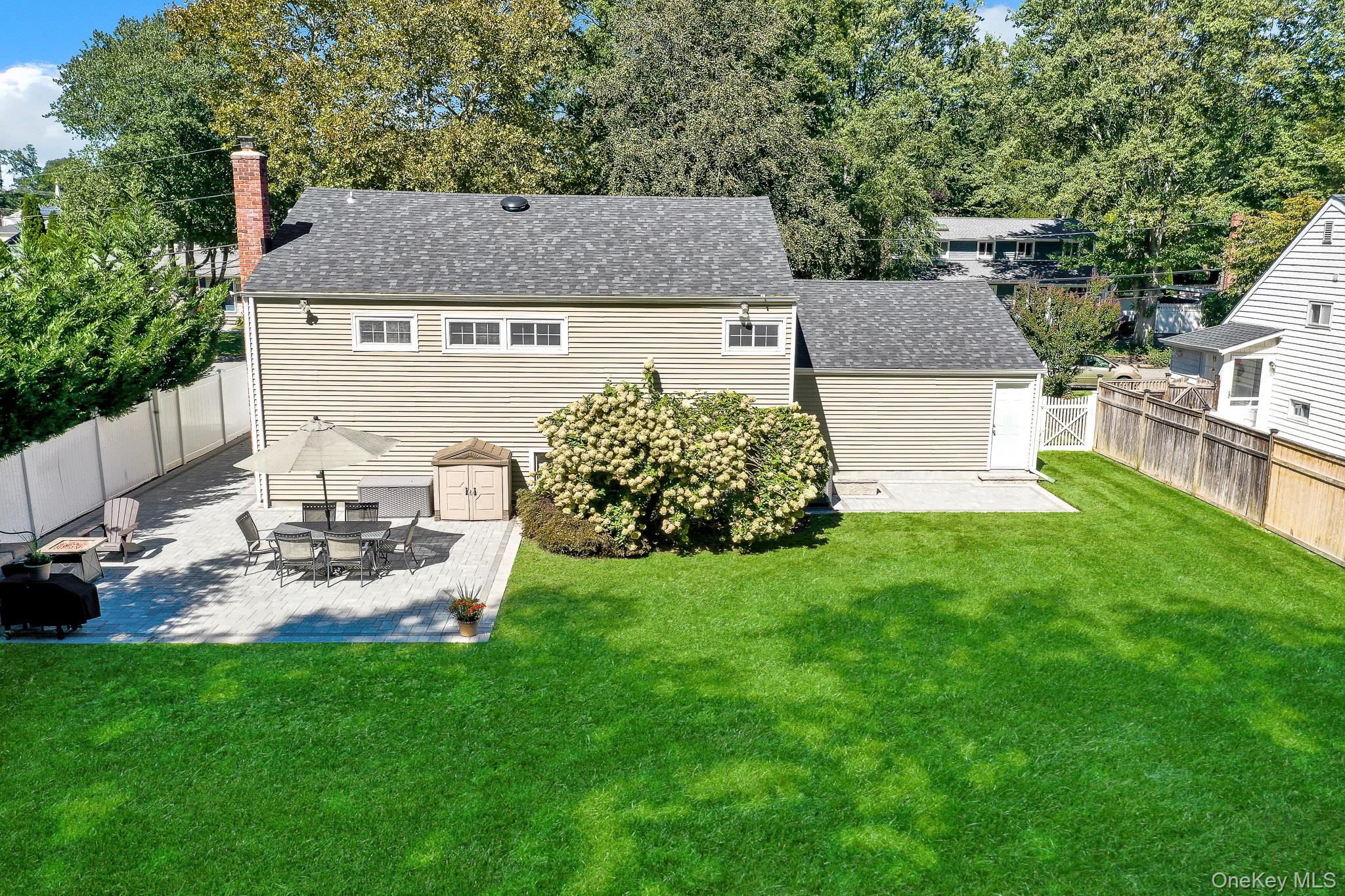 719 Glenridge Lane – For Sale photo 6