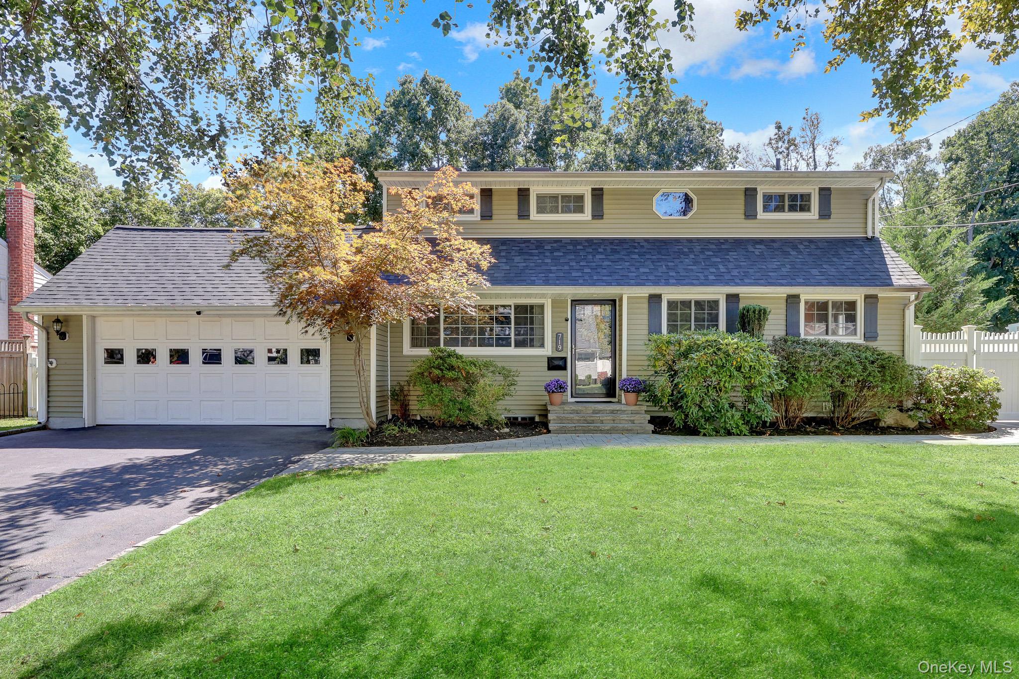 719 Glenridge Lane – For Sale