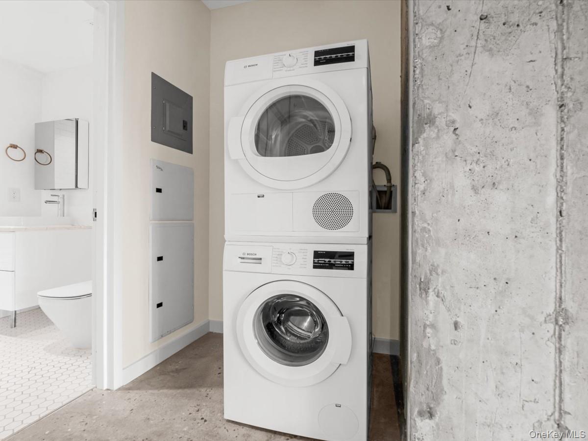 651 New York Avenue, Unit 503 photo 9