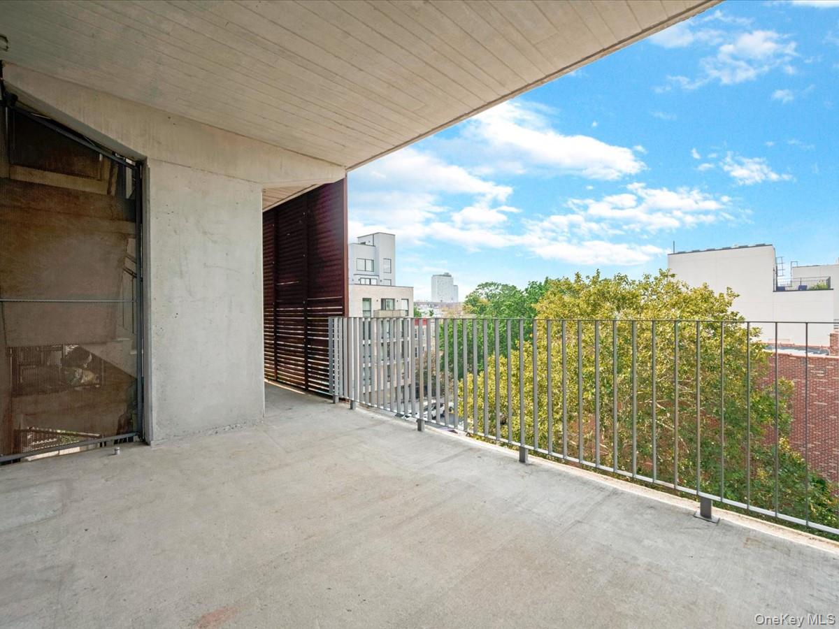 651 New York Avenue, Unit 503 photo 7