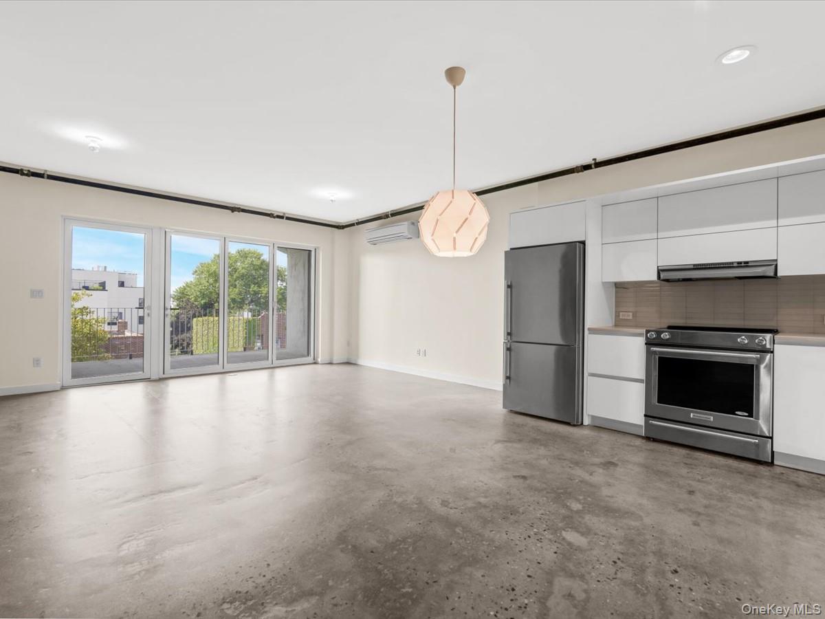 651 New York Avenue, Unit 503 photo 2