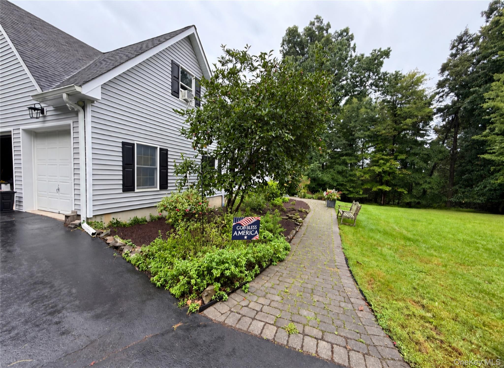 22 Eskew Court – For Sale photo 2